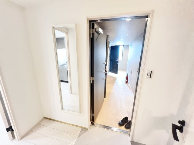Grandirの玄関|※別部屋参考写真