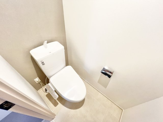 Grandirのトイレ|※別部屋参考写真