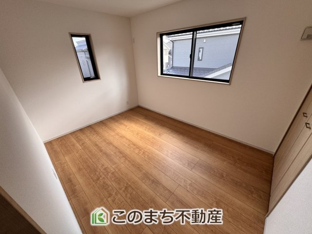 いろどりアイタウン日光市森友23-P1の洋室
