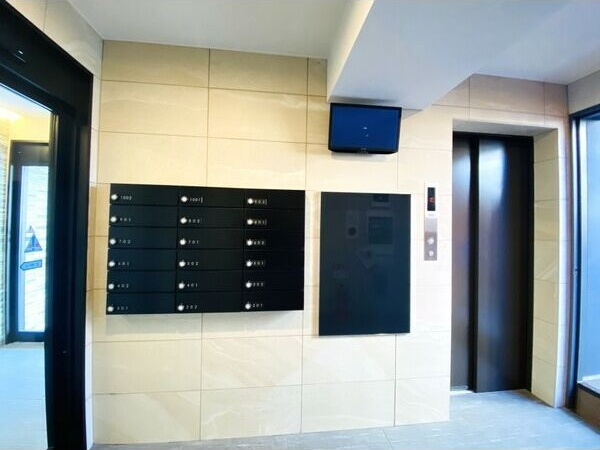 H-CLASSY　TAKAOKAのエントランス