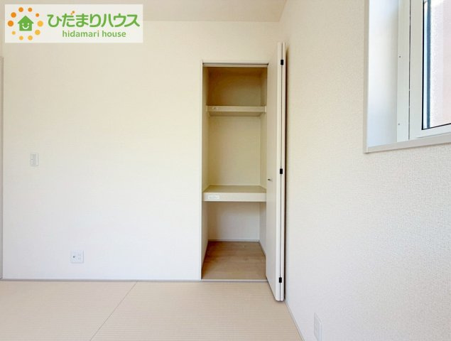 いわき市仁井田寺前1期　新築戸建　1号棟の収納|和室の収納は横開きクローゼット！
しまった物の出し入れも楽々です(^^)