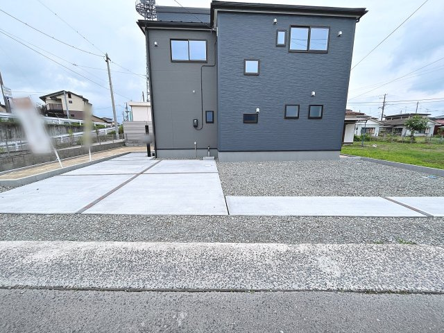 新築戸建・新築建売　郡山市横塚6丁目第7　芳賀小・第四中の外観|駐車スペースは2～3台可能です！（車種による）来客時も安心の駐車台数です！
