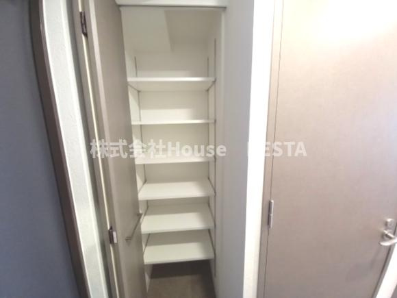 プレサンス神戸長田ラディアラの収納