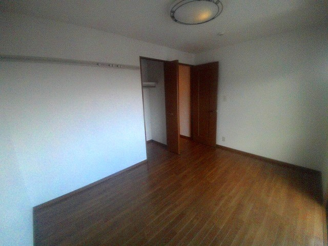 神戸市西区小山１丁目の一戸建ての寝室