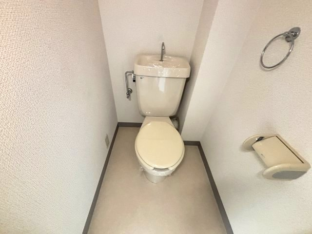 アージュ・リベルテ本山のトイレ