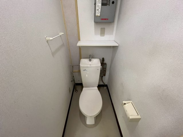 医生ケ丘ビルのトイレ
