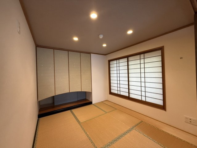 エルザ京都御所西の和室|小上がりの和室です。