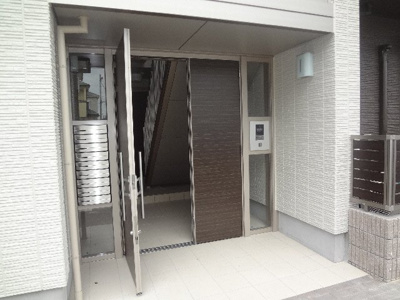 【エントランス】 | グランシャリオ小坂