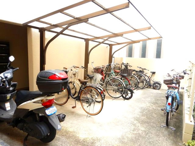 ドルチェ武庫之荘店舗・事務所のその他共用部分|自転車置場