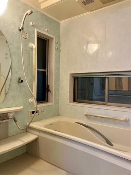 恵比寿戸建の浴室