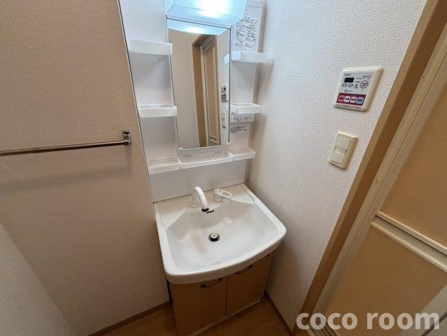 カーサフェリーチェの独立洗面台