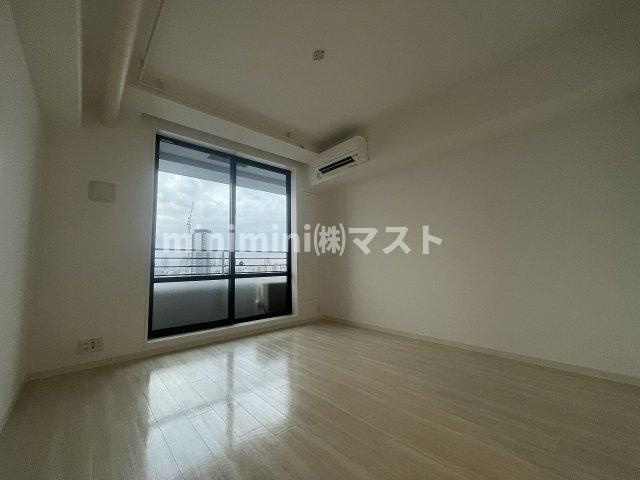 メゾン・ド・ヴィレ大阪城公園前の居間・リビング