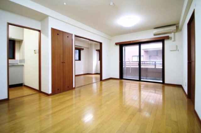 グランリヴィエールの居間・リビング|同一仕様