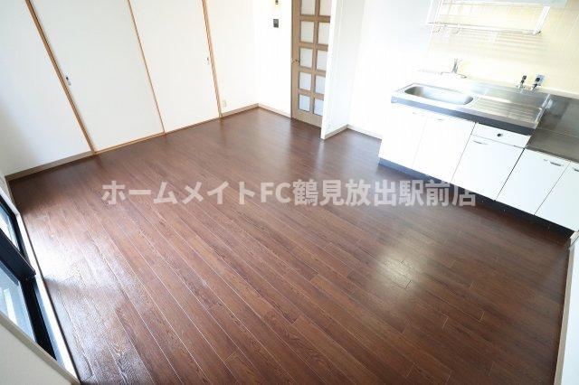 大阪市鶴見区今津中１丁目の賃貸マンションの居間・リビング