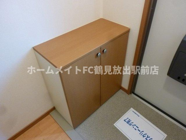 東大阪市長田西２丁目のハイツの内装