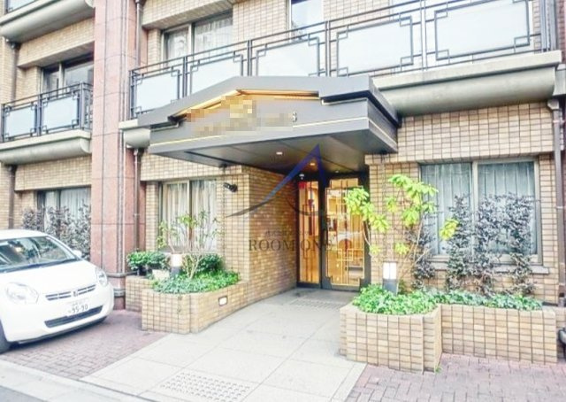 ルーフ御茶ノ水ヒルズのエントランス|エントランスです。