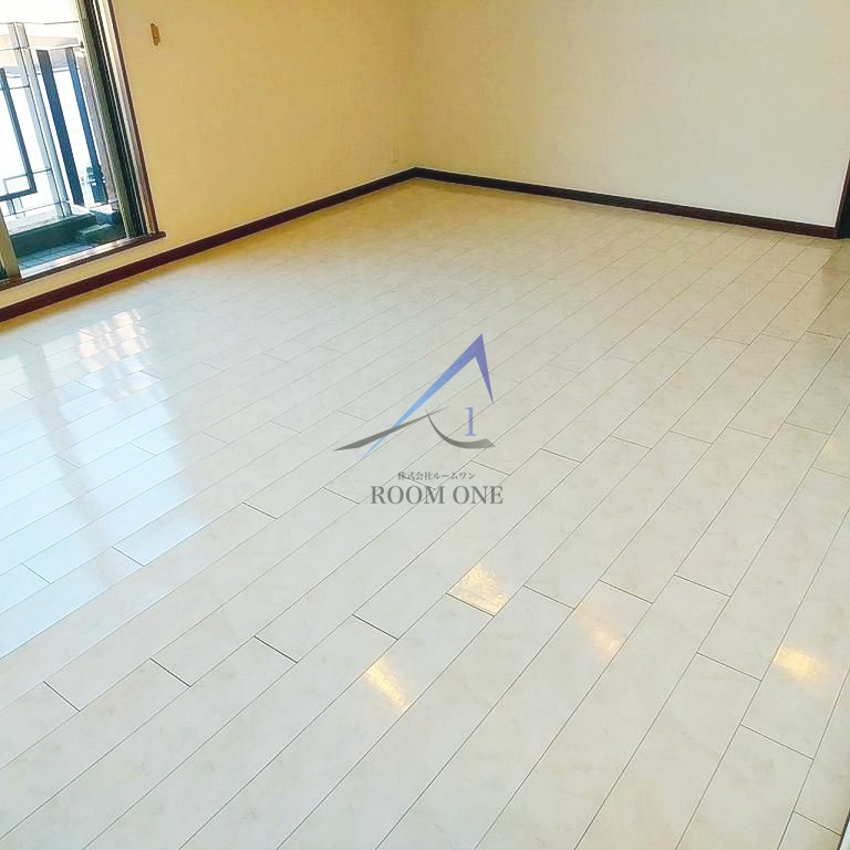 ルーフ御茶ノ水ヒルズの居間・リビング|洋室のお部屋です。