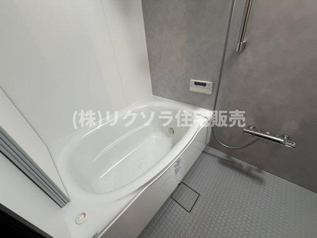 守口ハイライフB棟の浴室|オートバス機能・浴室乾燥機付き
■物件内覧・資金計画相談・住宅ローン相談、リフォーム相談、お問合せ受付中■
※当日・翌日のご内覧、ご相談はお電話でのお問合せがスムーズです！