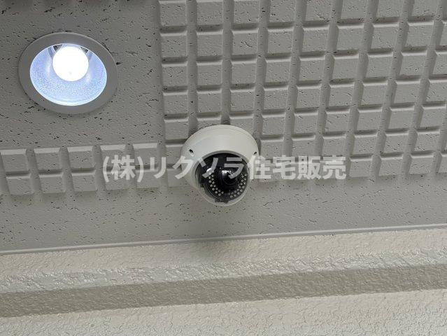 守口ハイライフB棟の防犯設備|防犯カメラ
■物件内覧・資金計画相談・住宅ローン相談、リフォーム相談、お問合せ受付中■
※当日・翌日のご内覧、ご相談はお電話でのお問合せがスムーズです！