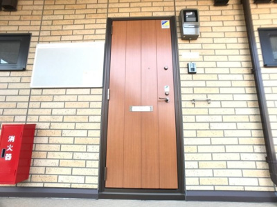 【玄関】 | Ｄ-ｒｏｏｍ思川ルージュ Ａ | 玄関ドア