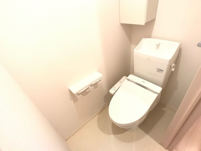 【トイレ】 | Ｄ-ｒｏｏｍ思川ルージュ Ａ | トイレ 温水洗浄暖房便座付き