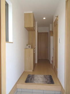 【玄関】 | 川西市山下町5の12　新築一戸建て