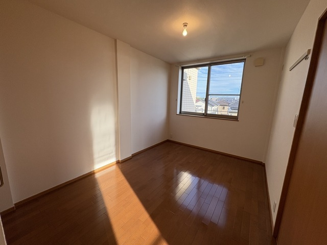 ヴェルドミールの子供部屋|同建物別号室画像