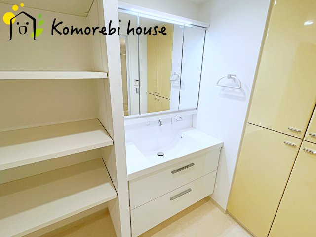 ビクトリアアネーロ大宮の独立洗面台|独立洗面台あり、毎朝おしゃれに忙しい女性の方におすすめです