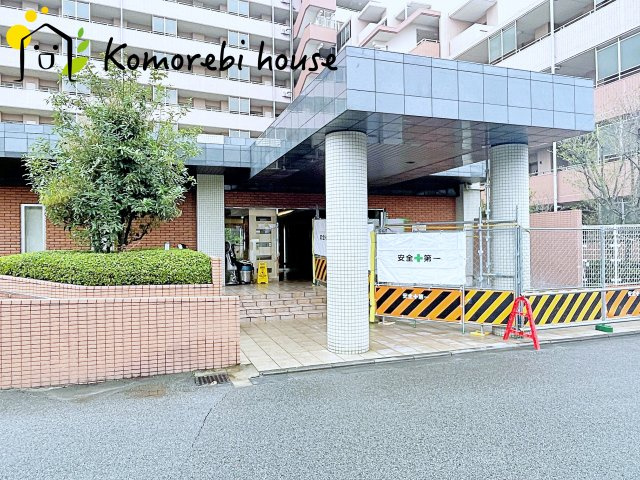 ビクトリアアネーロ大宮のエントランス|ゆとりのあるエントランスです