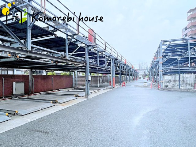 ビクトリアアネーロ大宮の駐車場|駐車場があるので、車を買う予定の方も安心です