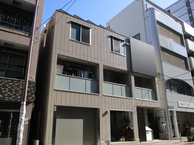 プレシアコート