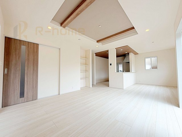 水戸市堀町4期　新築戸建て　1号棟の居間・リビング|広々としたLDK♪充分な広さがあり、ご家族でインテリアのレイアウトを考えるのも楽しみですね！