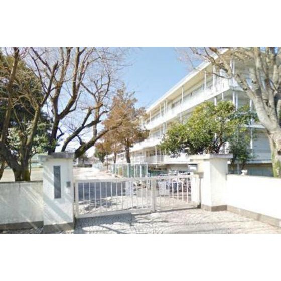 シャトル金山の周辺|小学校「東久留米市立第六小学校まで533ｍ」