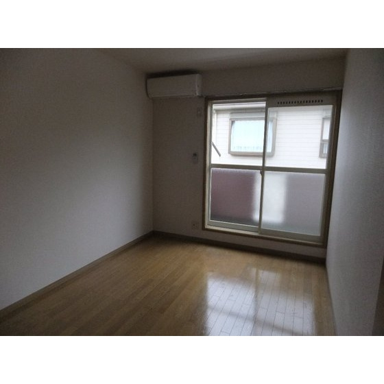 シャトル金山の内装