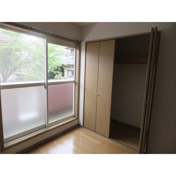 シャトル金山の内装