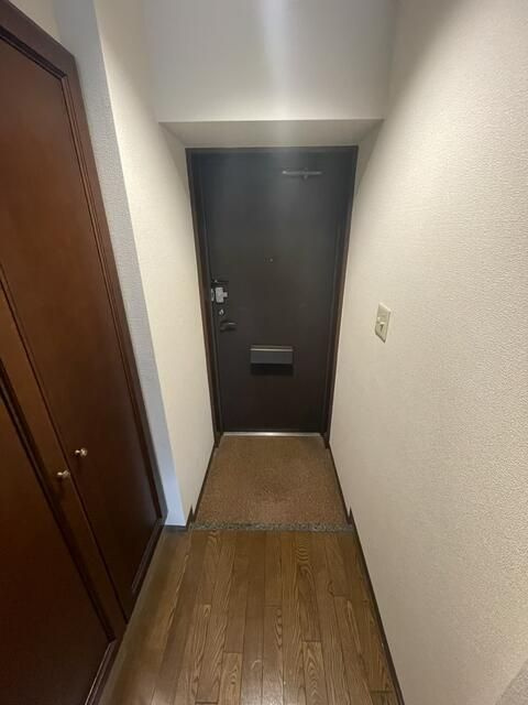 朝日シティパリオ板橋本町の玄関