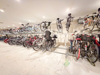 【駐輪場】 | ブランズ麻布狸穴町 | 駐輪場