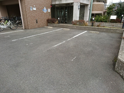 【駐車場】 | メゾン・ドゥ・ソレイユ | 駐車場もありますよ