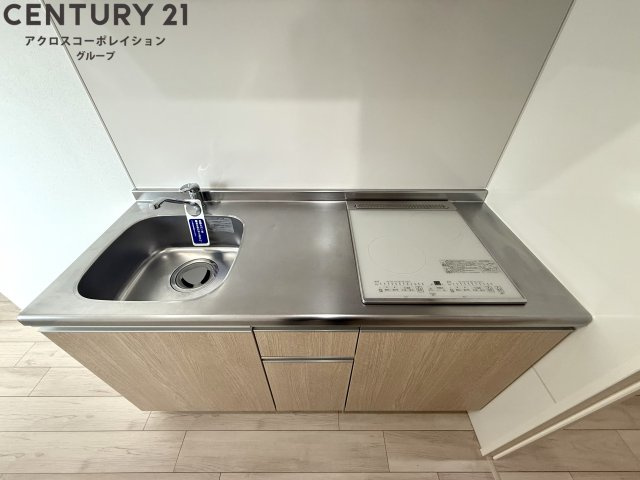 2口IHコンロで火を使わず、料理初心者の方にも安心です！