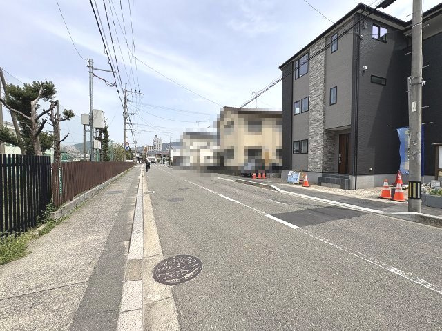 【その他】 | 大野城市白木原4丁目2期　1号棟（全1棟）【仲介手数料無料・0円】 | 現地写真。前面道路です。