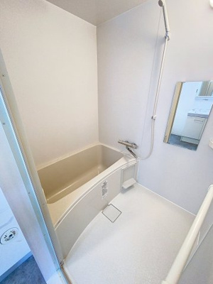 【浴室】 | 琳和クレストコート | ※同物件、別のお部屋の写真です。
