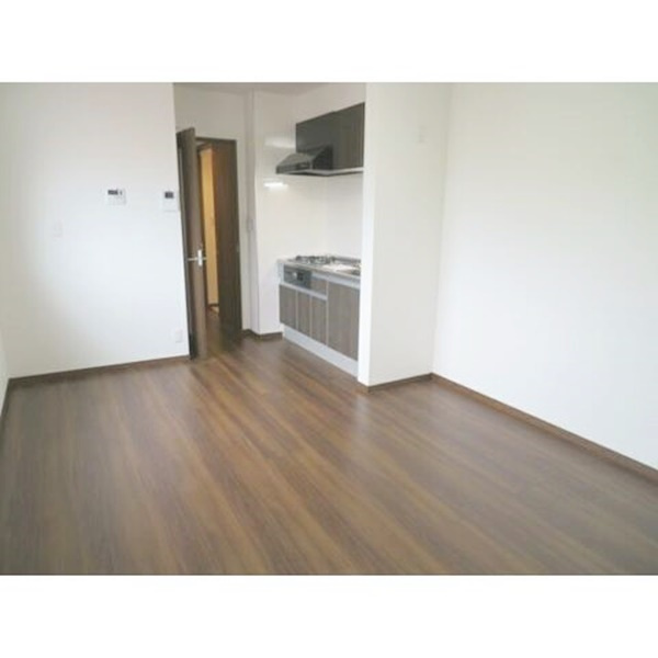 茅ヶ崎市本村２丁目のアパートの居間・リビング|使いやすいリビングになります♪