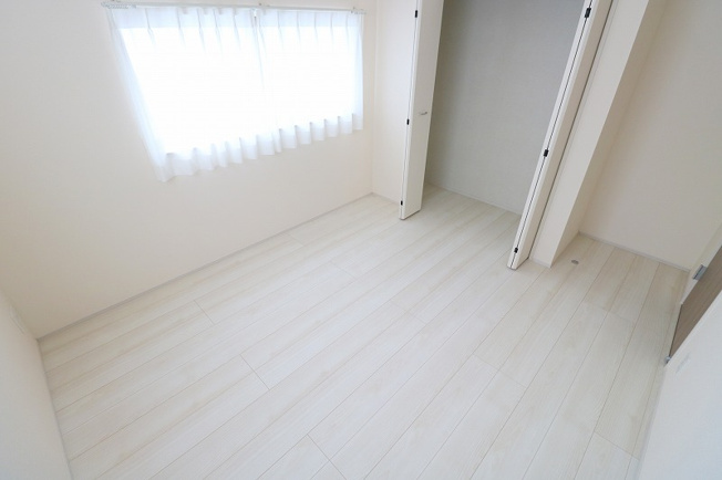【洋室】 | 富士見市羽沢1丁目　新築一戸建住宅　全2棟　(ふじみ野店) | 洋室5.25帖。