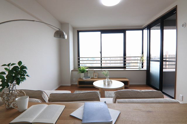 【居間・リビング】 | コアマンション博多駅南