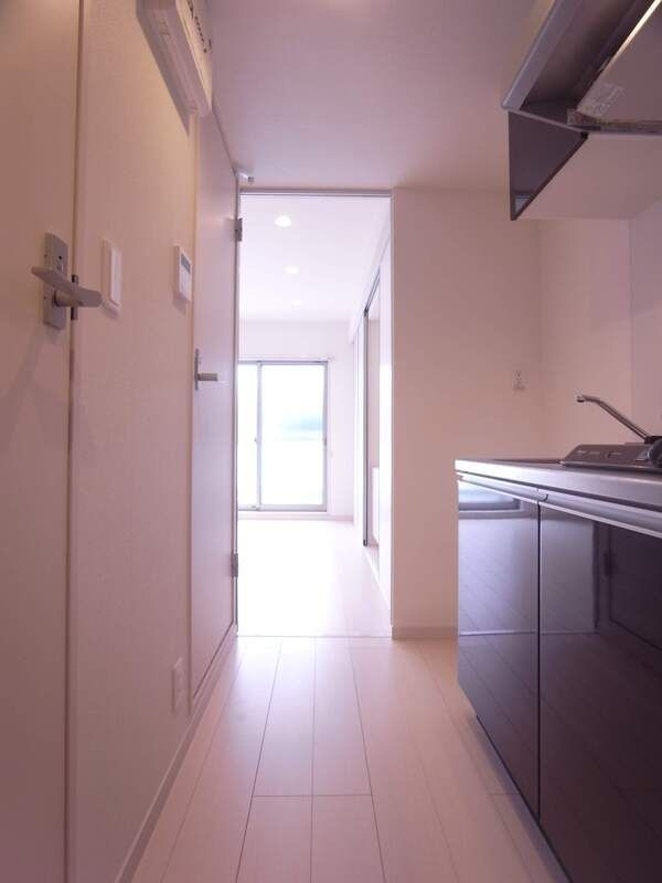 リブリ・サンライズ新小岩の玄関