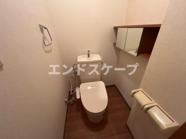 プランドール光円のトイレ|シャワー付トイレ
高崎、前橋のお部屋探しはエンドスケープまで！お客様の理想お聞かせ下さい♪