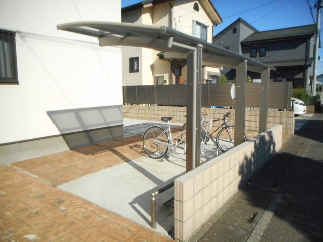 アルメゾン鳩山小用のその他共用部分|駐輪場