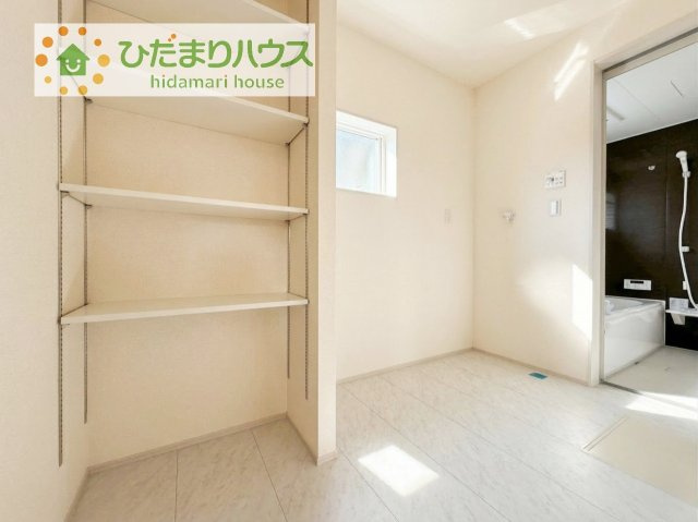 【ランドリースペース】 | かすみがうら市下稲吉2期　新築戸建　4号棟 | 広々したランドリースペース付き！