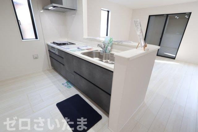 《仲介手数料無料》上尾市大字上1124-3新築一戸建てグラファーレ29期のキッチン