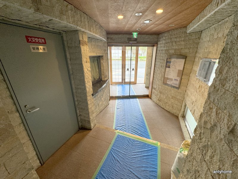KHE　仲介手数料無料のロビー